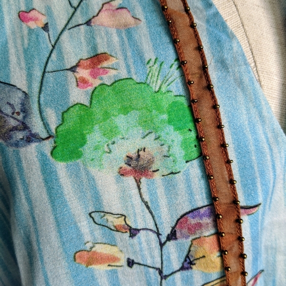 Aratta Sleeveless Top Neck Tie Closure Tassel Lightweight Floral Blue XL NWT - Picture 4 of 16